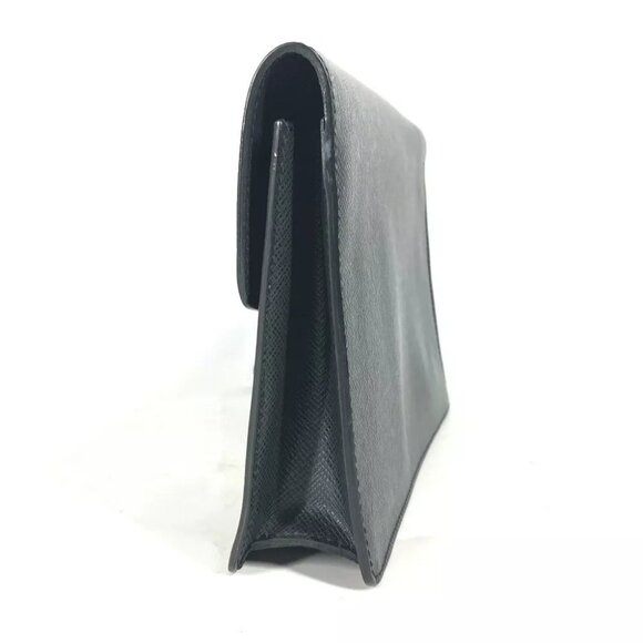 LOUIS VUITTON Taiga Belair Bag Pouch Clutch Bag with Strap - Picture 3 of 16